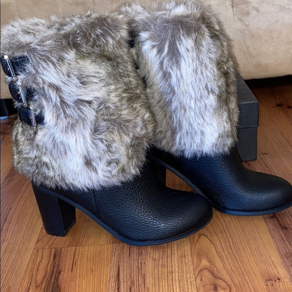 Pilar Abril Boots
